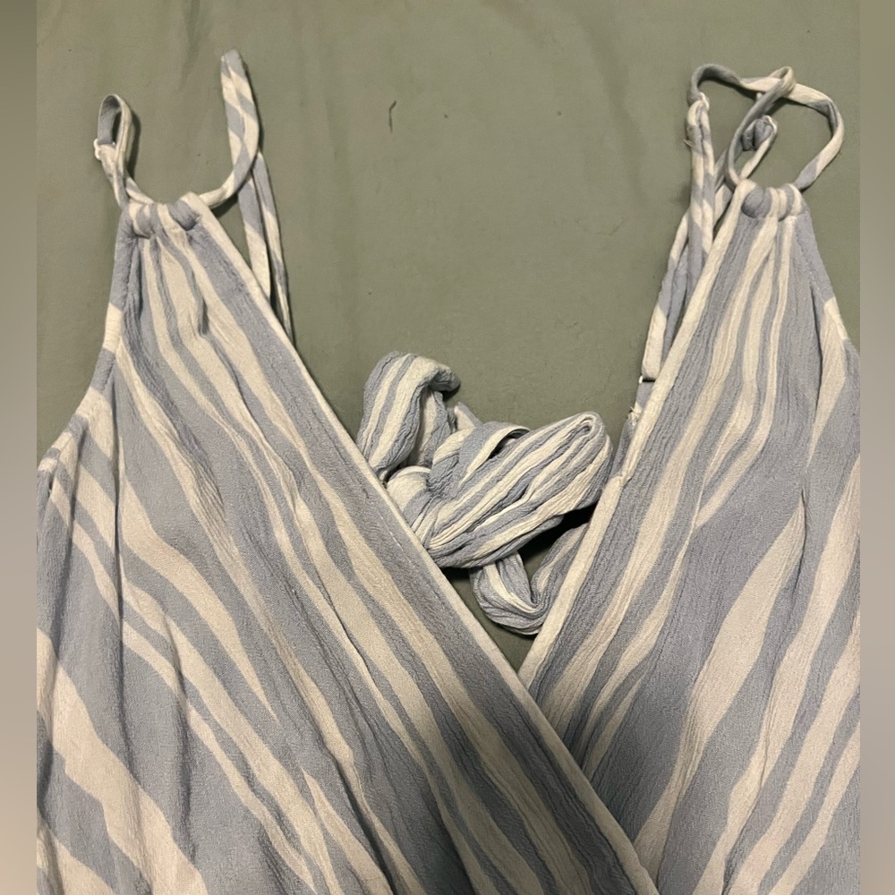 AE romper - Picture 4 of 9
